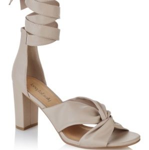 ISLA KNOTTED Sandal Size 12